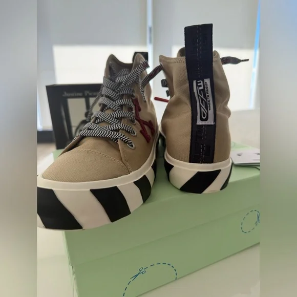 OFF-WHITE Tan and Black Sneakers , NWT , all inclusive (ready to gift ) - Picture 10 of 12